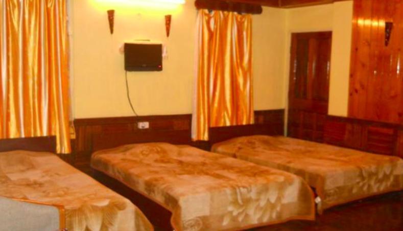 Tip Top Gujarati House Hotel Gangtok Bagian luar foto